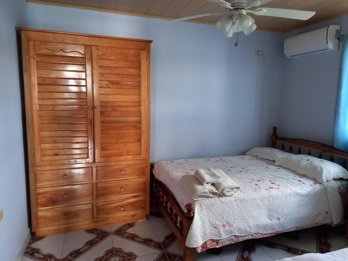 Urania House Villa Bocas del Toro Exterior photo
